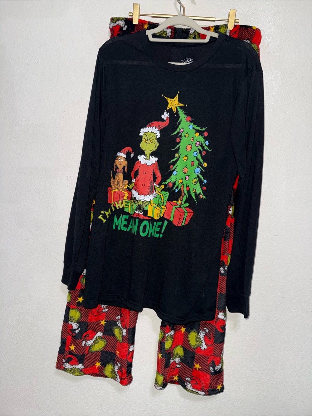 Men's Black 'I'm the Mean One' Grinch Pajama Set